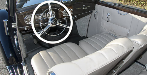 170 S 4 passenger cabriolet interior.